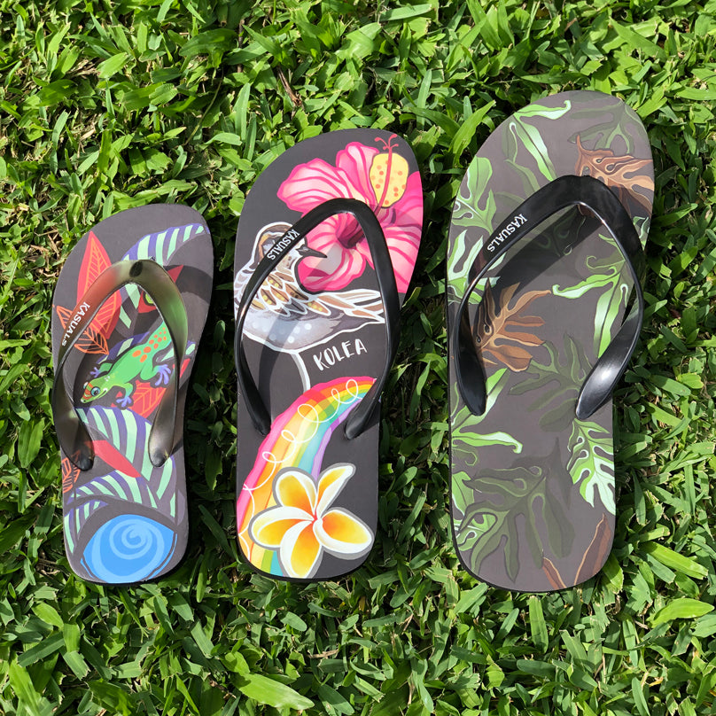 Ladies Hawaiian Design Slippers - Pineapple Trio